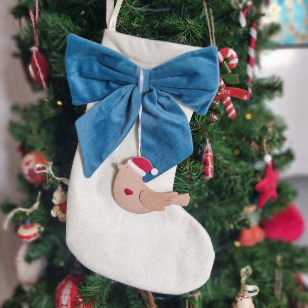 Calza della Befana con applicazione uccellino in ceramica