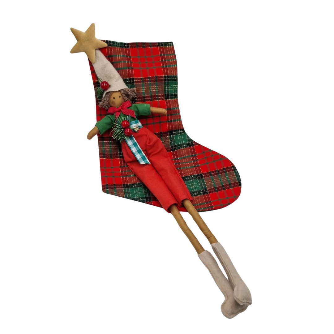 Calza della Befana fantasia scozzese con elfo rosso