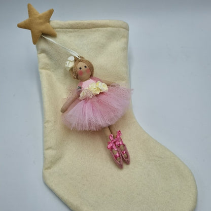 Calza della Befana con bambolina ballerina rosa