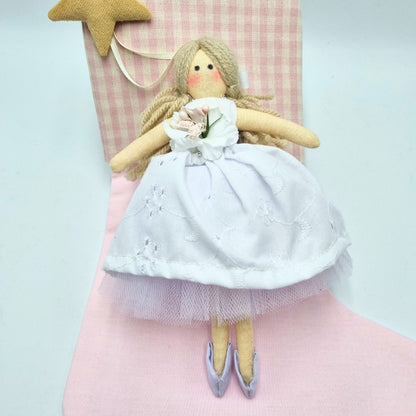 Calza della Befana con bambolina con vestitino bianco