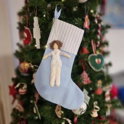 Calza della Befana celeste con bimbo