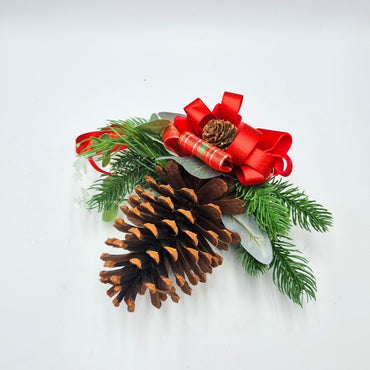 Set Natale con tagliere, pigna e strofinaccio "neve"