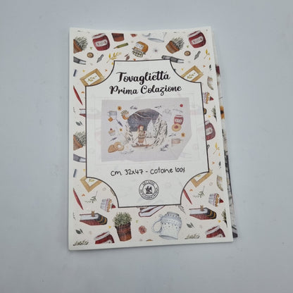 Set casetta di Natale con due tazze e due tovagliette